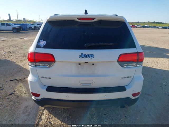 1C4RJFAG1JC200081 Jeep Grand Cherokee Laredo 4x4
