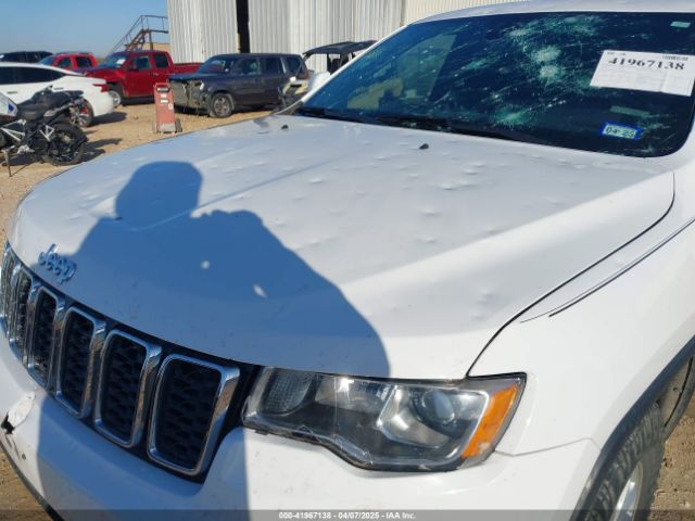 1C4RJFAG1JC200081 Jeep Grand Cherokee Laredo 4x4