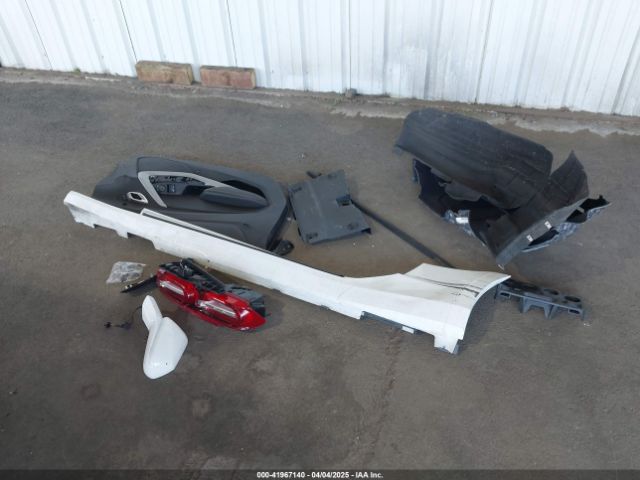 1G1FB1RS1K0104832 Chevrolet Camaro 1lt