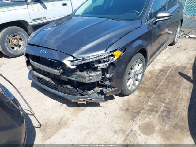3FA6P0HD9HR396654 Ford FUSION SE