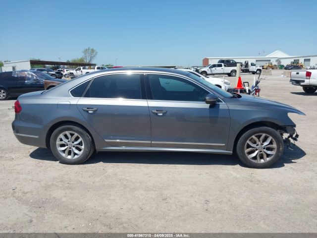 1VWAT7A37HC069014 Volkswagen Passat 1.8t S
