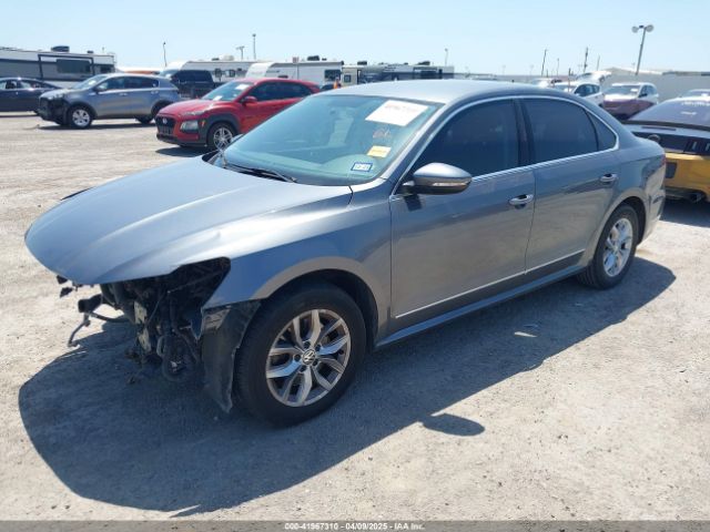 1VWAT7A37HC069014 Volkswagen Passat 1.8t S
