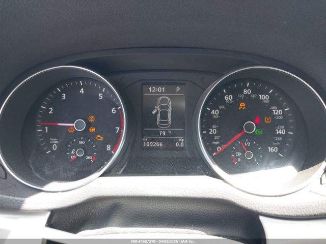 1VWAT7A37HC069014 Volkswagen Passat 1.8t S