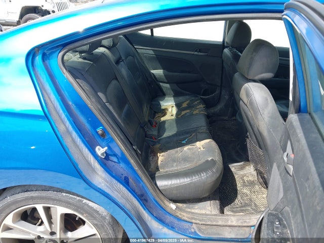 5NPD84LF7HH123973 Hyundai Elantra Limited