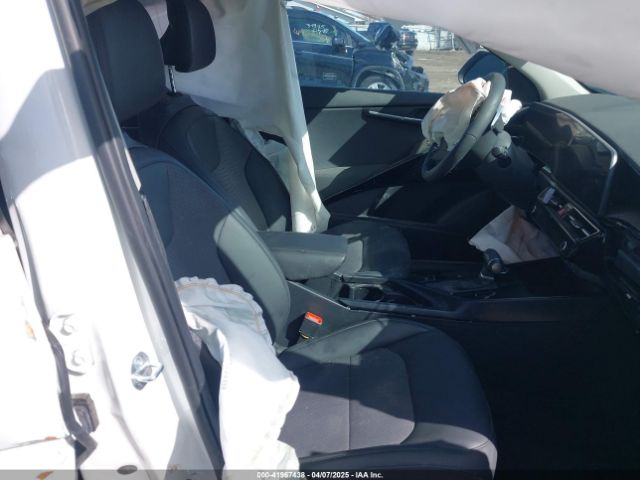 KNDCR3LE1R5204317 KIA NIRO EX