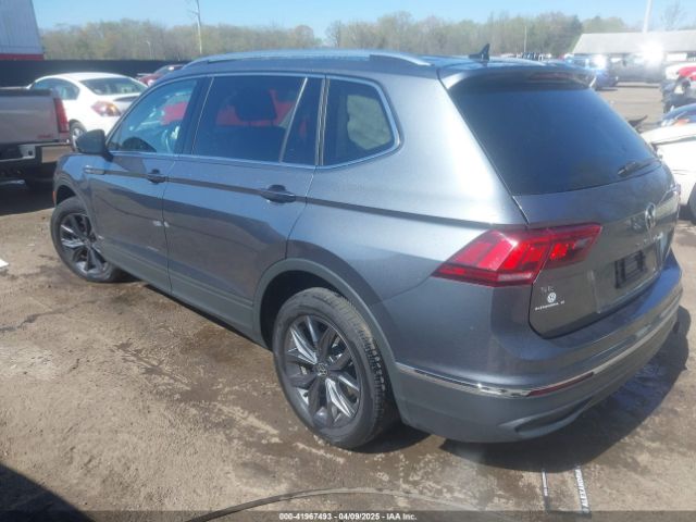 2022 VOLKSWAGEN TIGUAN 3VV3B7AX1NM120097 Photo 2