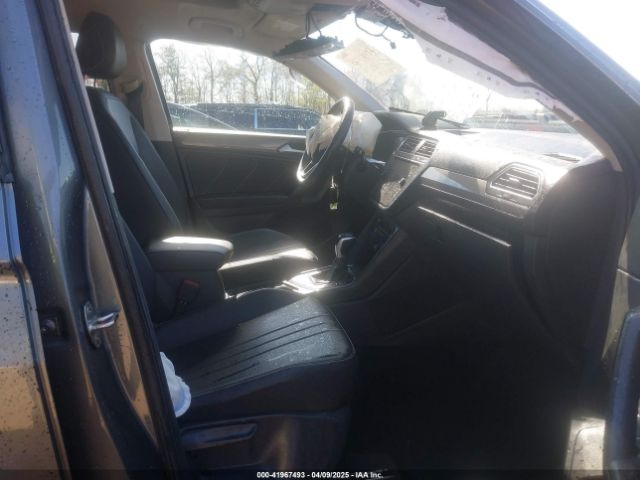 2022 VOLKSWAGEN TIGUAN 3VV3B7AX1NM120097 Photo 4