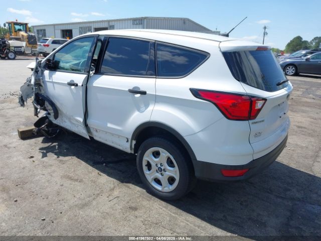 2019 FORD ESCAPE 1FMCU0F76KUB47758 Photo 2