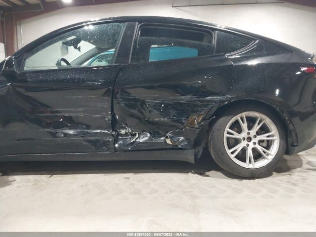2023 TESLA MODEL Y 7SAYGAEE0PF888983 Photo 5