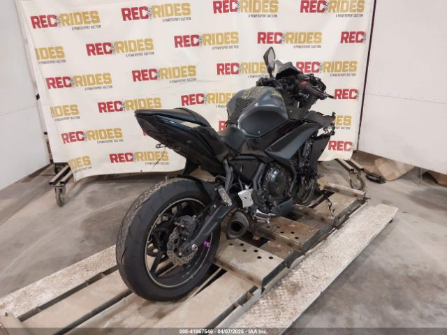 2024 KAWASAKI EX650 ML5EXEP13RDAC6877 Photo 3