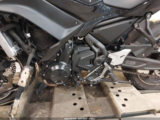 2024 KAWASAKI EX650 ML5EXEP13RDAC6877 Photo 8