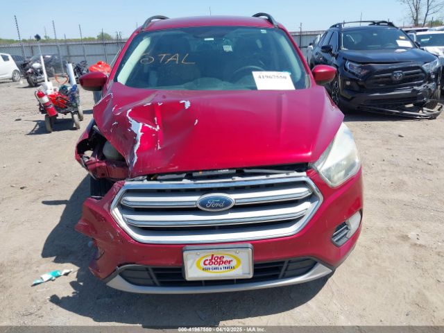 1FMCU9G9XJUB49208 Ford ESCAPE SE