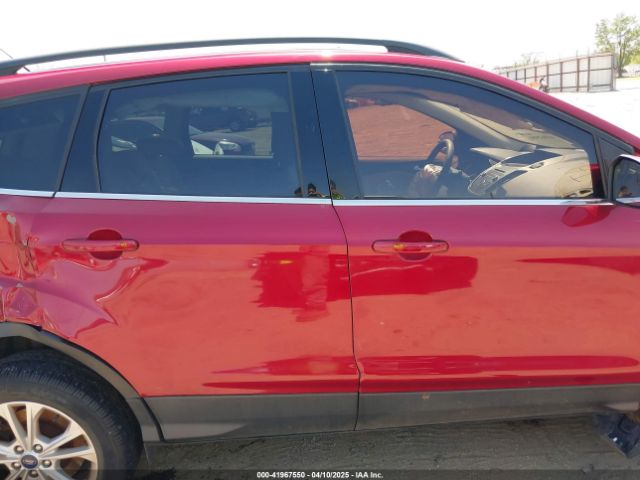 1FMCU9G9XJUB49208 Ford ESCAPE SE