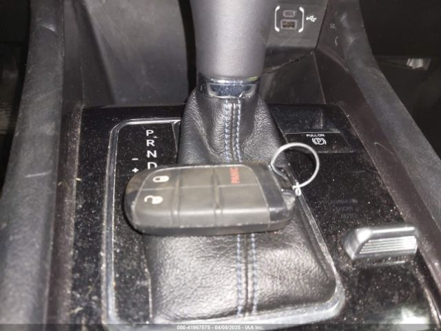 3C4NJDBBXNT110637 Jeep Compass Latitude