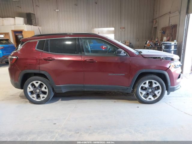 3C4NJDBBXNT110637 Jeep Compass Latitude
