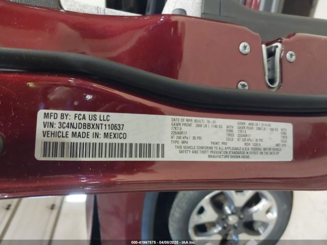 3C4NJDBBXNT110637 Jeep Compass Latitude