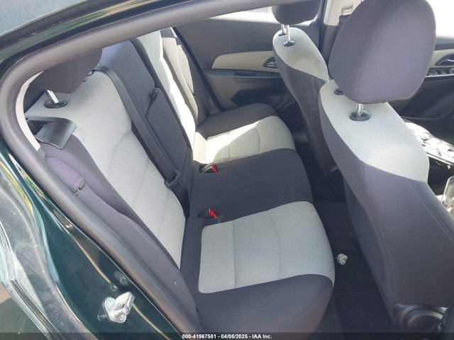 1G1PA5SG1E7114714 Chevrolet Cruze Ls Auto