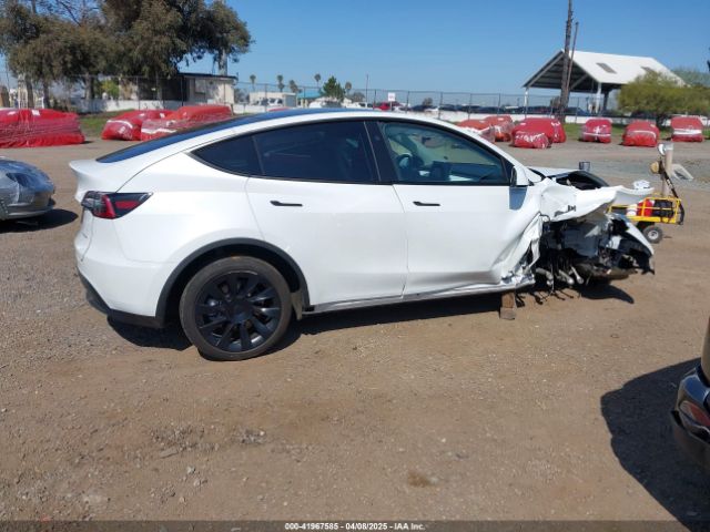 7SAYGDEE5RF126043 Tesla Model Y Long Range Dual Motor All-wheel Drive