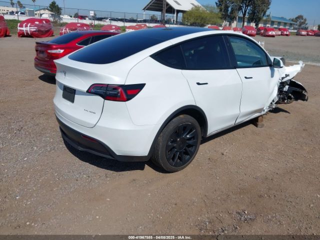 7SAYGDEE5RF126043 Tesla Model Y Long Range Dual Motor All-wheel Drive