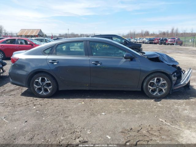 3KPF24AD0KE095571 KIA Forte Lxs