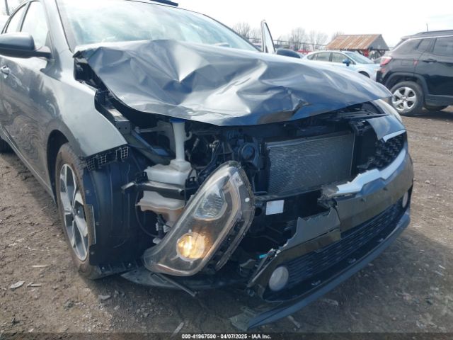 3KPF24AD0KE095571 KIA Forte Lxs