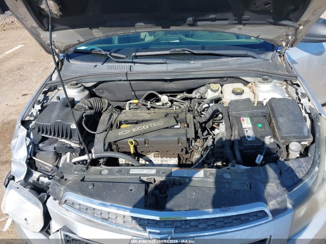 1G1PA5SH8E7260472 Chevrolet luw