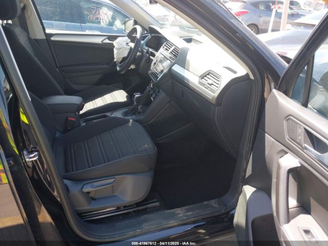 2023 VOLKSWAGEN TIGUAN 3VVRB7AX4PM072320 Photo 4