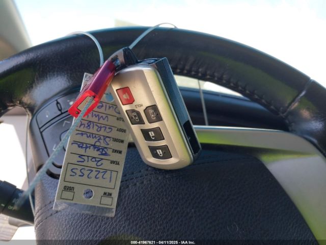5TDYK3DCXFS663083 Toyota Sienna Xle 8 Passenger