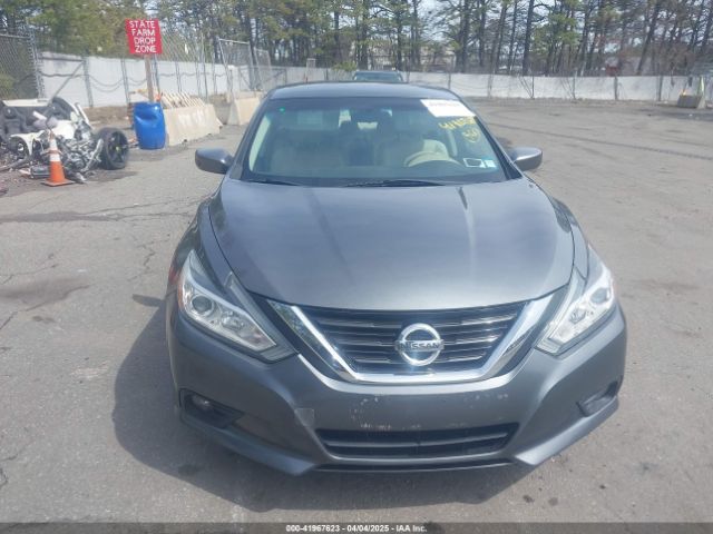 1N4AL3AP8HC186315 Nissan Altima 2.5 Sv