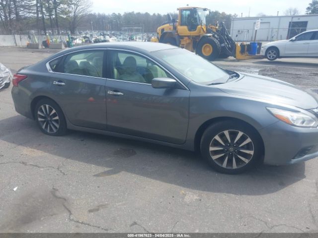 1N4AL3AP8HC186315 Nissan Altima 2.5 Sv