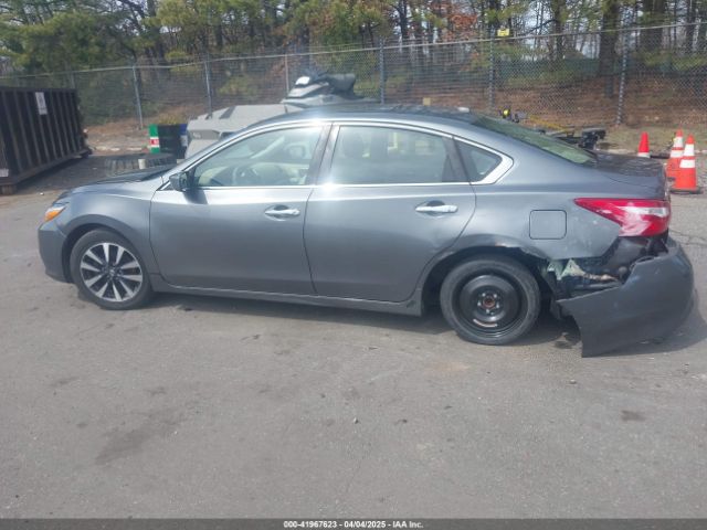 1N4AL3AP8HC186315 Nissan Altima 2.5 Sv