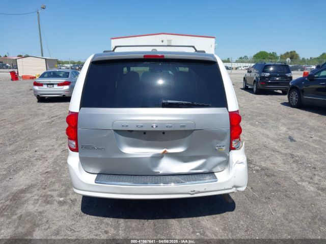 2C4RDGEG2KR562730 Dodge Grand Caravan Gt