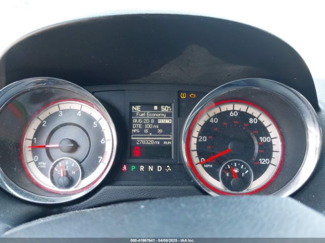 2C4RDGEG2KR562730 Dodge Grand Caravan Gt