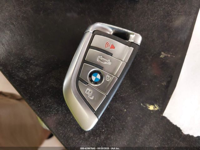 2022 BMW X5 M 5YMJU0C01N9M53283 Photo 10