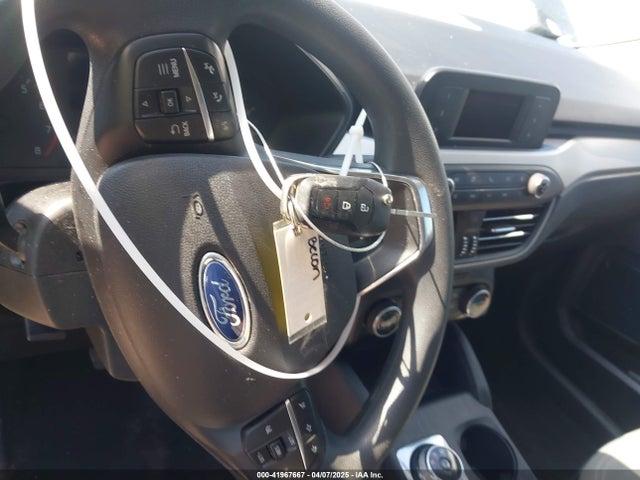 1FMCU0F66NUA05518 Ford ESCAPE S