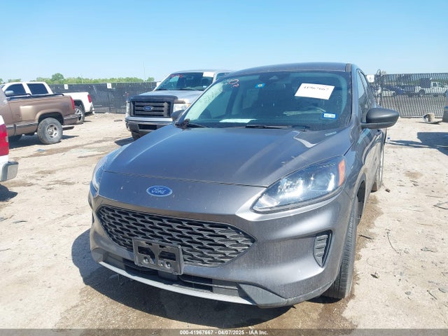 1FMCU0F66NUA05518 Ford ESCAPE S