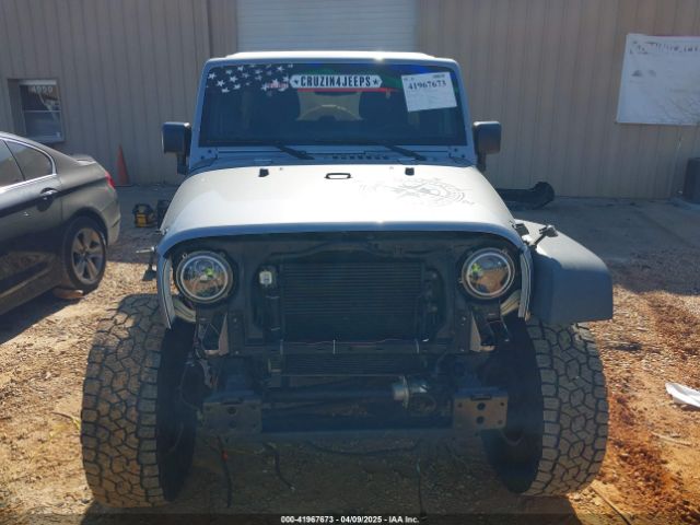 1C4BJWDG2HL714822 Jeep Wrangler Unlimited Sport 4x4