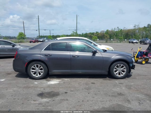 2C3CCAAG1FH887073 Chrysler 300 Limited