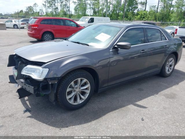 2C3CCAAG1FH887073 Chrysler 300 Limited