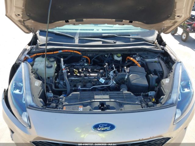 1FMCU9BZXMUA08196 Ford Escape Se Hybrid