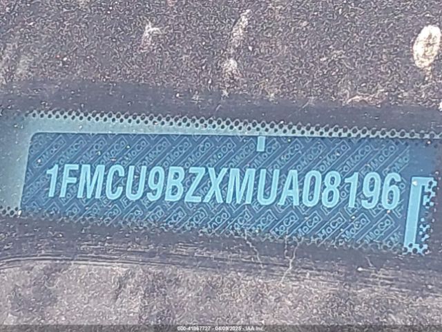 1FMCU9BZXMUA08196 Ford Escape Se Hybrid