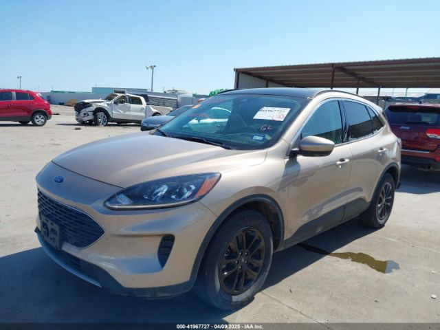 1FMCU9BZXMUA08196 Ford Escape Se Hybrid