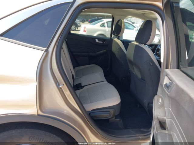 1FMCU9BZXMUA08196 Ford Escape Se Hybrid