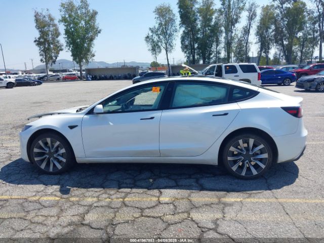 5YJ3E1EA1SF876795 Tesla 2025