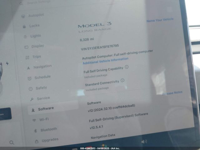 5YJ3E1EA1SF876795 Tesla 2025