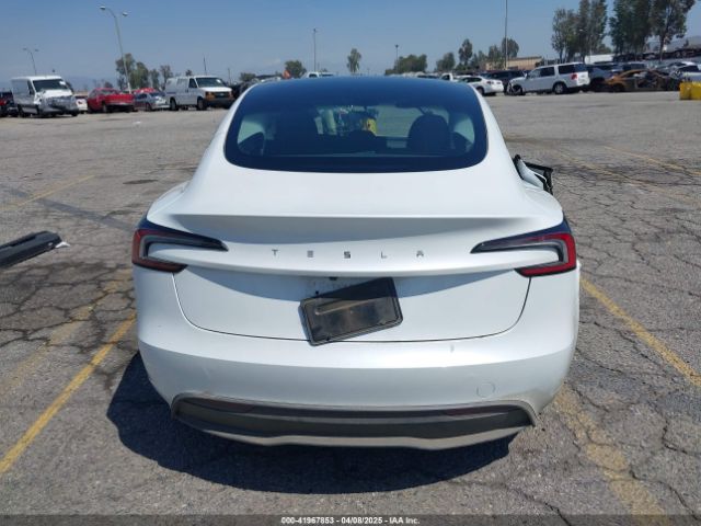5YJ3E1EA1SF876795 Tesla 2025