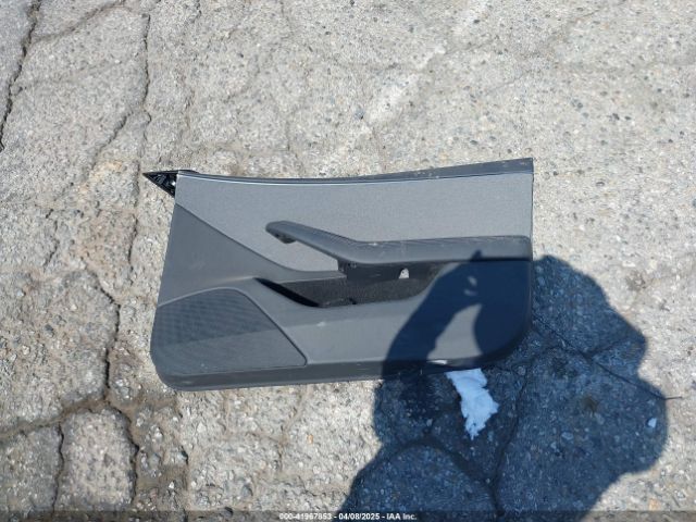5YJ3E1EA1SF876795 Tesla 2025