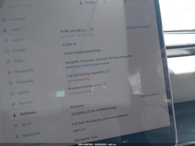 5YJ3E1EA1SF876795 Tesla 2025