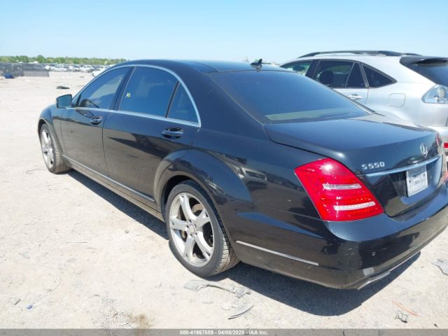 2013 MERCEDES-BENZ S 550 WDDNG9EB3DA523390 Photo 2