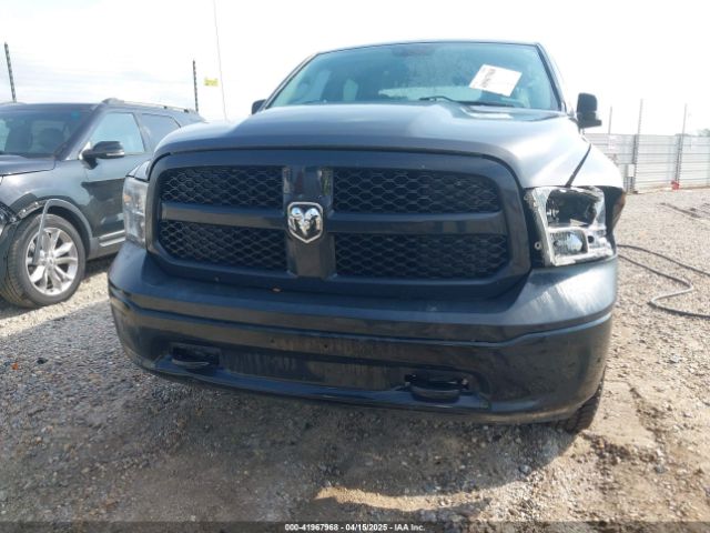 1C6RR7KT0JS276527 RAM 1500 Tradesman  4x4 5'7 Box